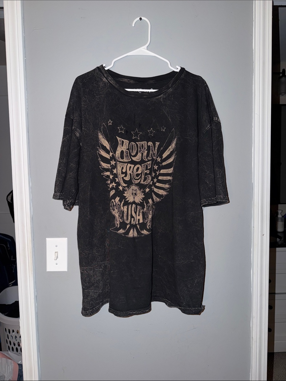 Vintage-Style 'Born Free' Oversized Graphic Black Tee